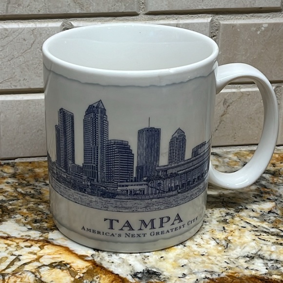 2007 Starbucks Coffee Company City of Tampa Mug 18 fl oz Architecture Series - Picture 3 of 14